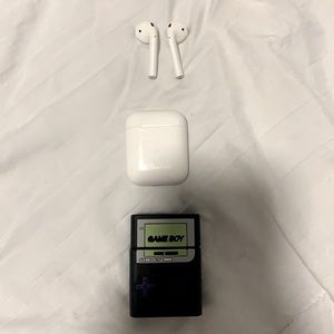 AirPods (2nd Generation) + Lighting Charging Case + GameBoy Style AirPods Case